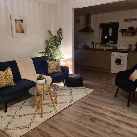 Two Bed Wexford Town Center Apartment Free Parking Lejlighed Wexford
